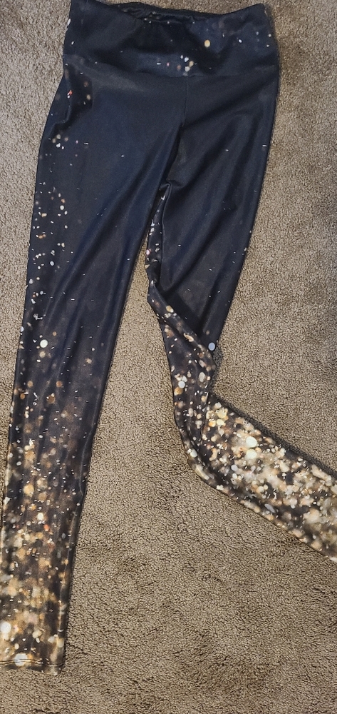 Black and gold leggings